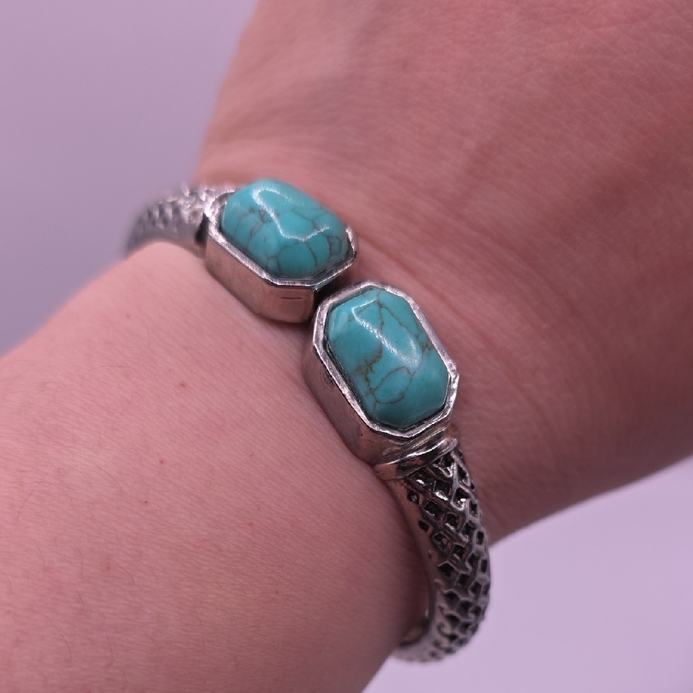 5/$25 Silvertone and Faux Turquoise Clamper Bracelet